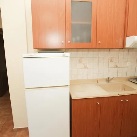 Karnagio Vasilas * Агия-Параскеви