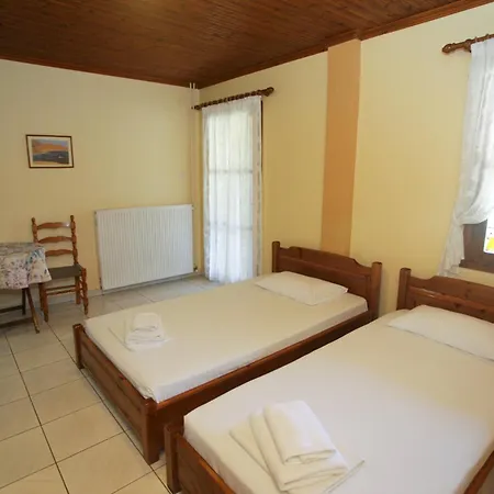 Karnagio Vasilas Агия-Параскеви