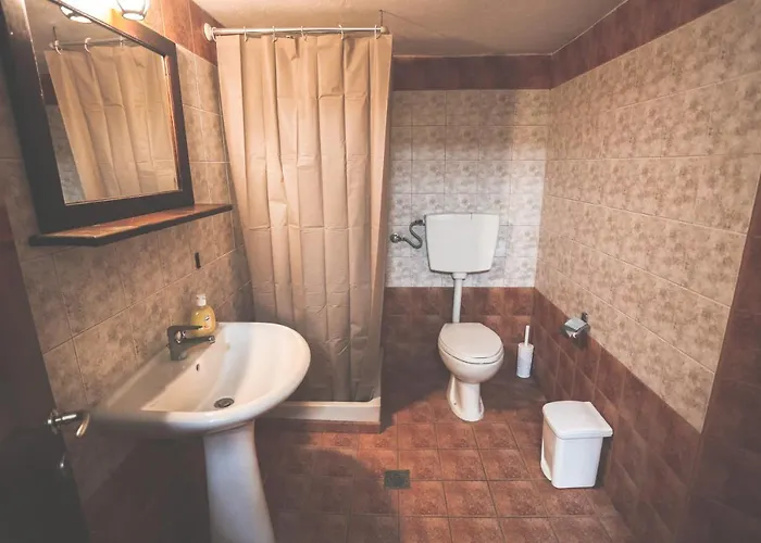 Karnagio Vasilas * Agia Paraskevi (Kassandra)