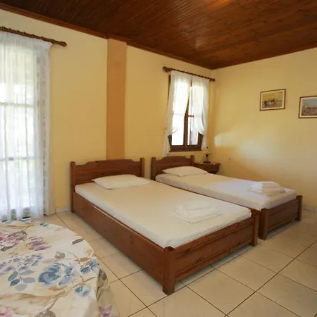 Karnagio Vasilas * Agia Paraskevi (Kassandra)